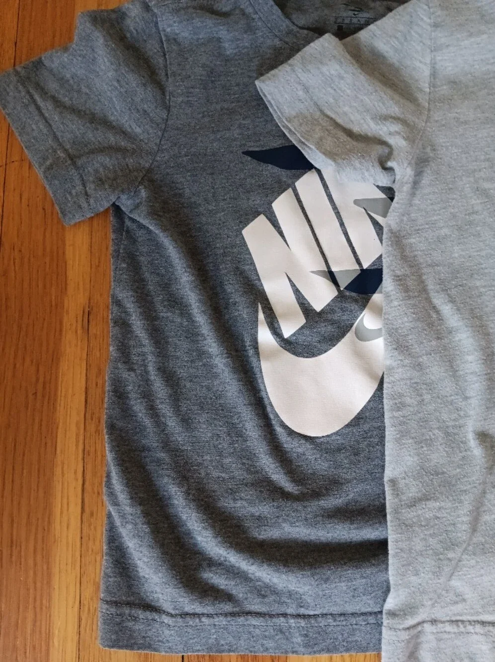 Nike three short